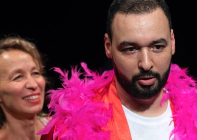 Jeudi / Couronnes / 19h-21h / Elodie